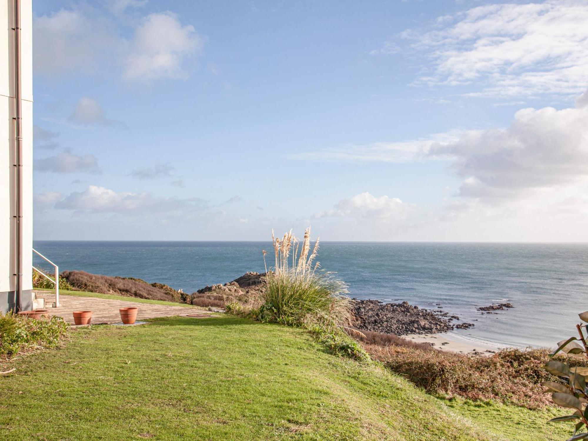 Headland Cottages Coverack Esterno foto